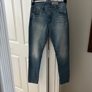Adriano Goldschmied Farrah skinny ankle high rise jeans.  Size 27R